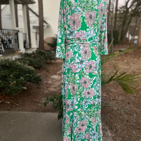 chinese dress ladies Lilly Pulitzer Women's Moana 3/4 Sleeve Maxi Dress, Spearmint Blossom Views  XS at Amazon Women's Clothing store main image 1